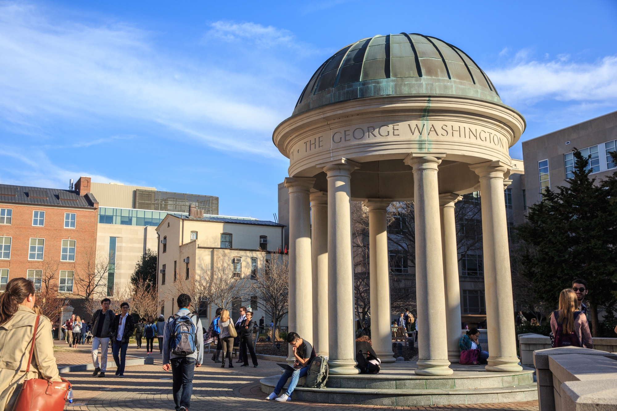Tempietto in Kogan Plaza