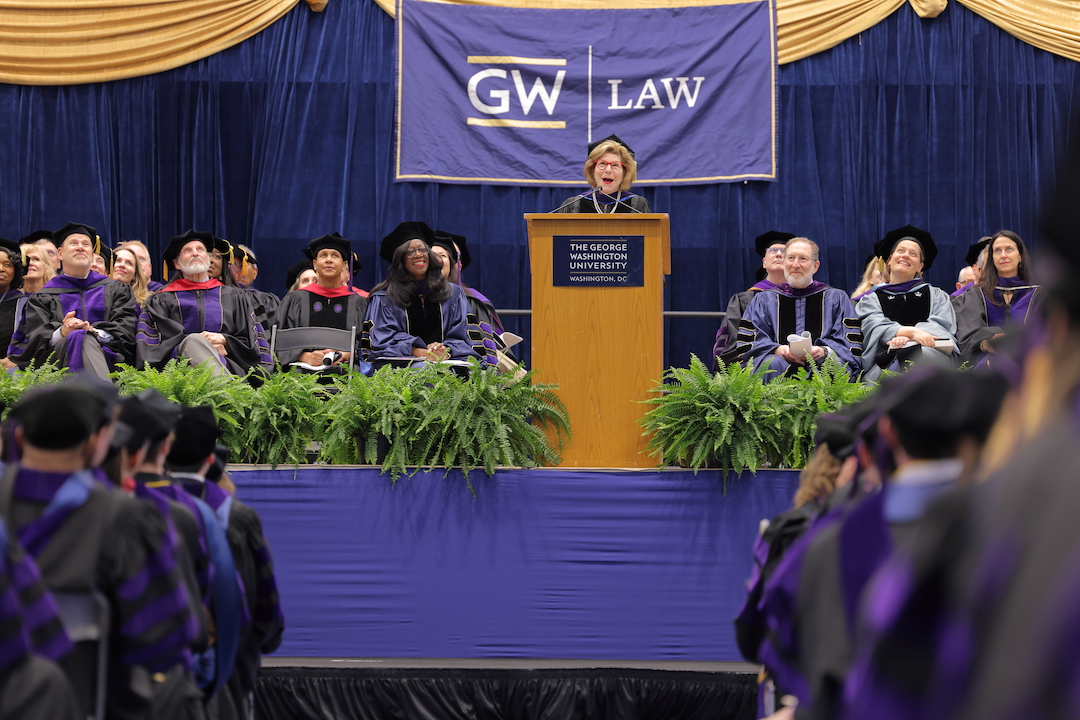 Nina Totenberg talking at the podium