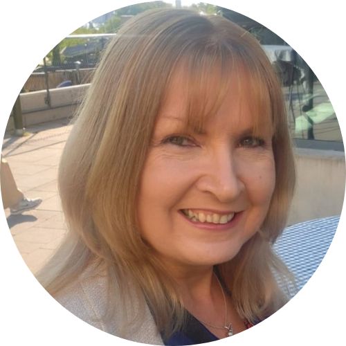 Lynne Sneddon