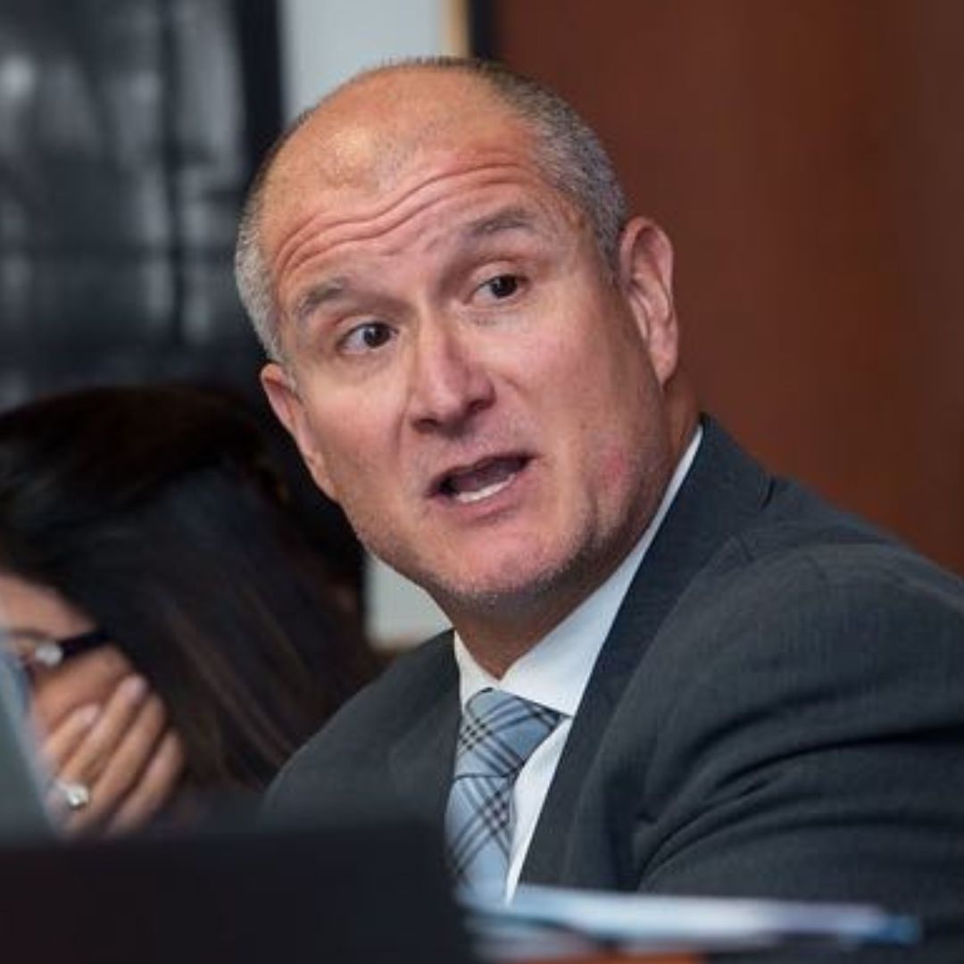 Professor Arturo J. Carrillo headshot