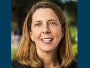 Elizabeth Ewert headshot