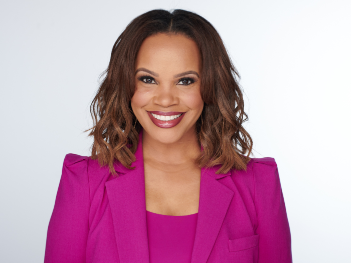 Laura Coates headshot