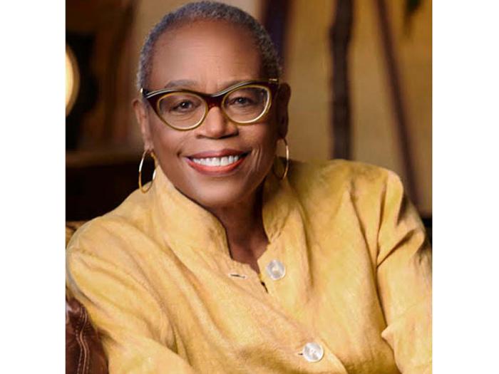 Susan R Jones headshot