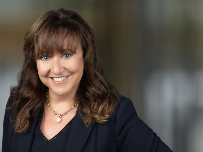 Sharon Crane headshot