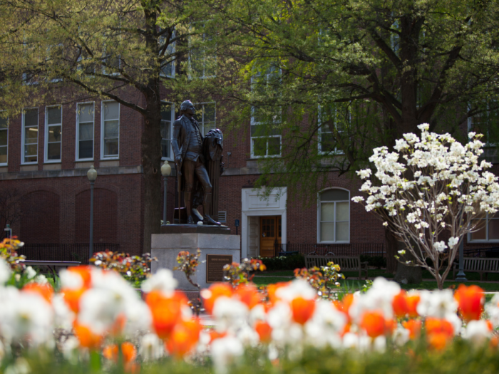George Washington statue
